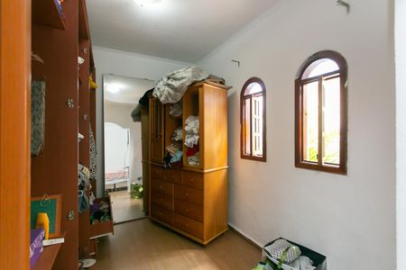 Casa à venda com 200m², 3 quartos e 4 vagas Casa à venda com 200m², 3 quartos e 4 vagasSuíte - Closet