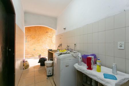 Casa à venda com 200m², 3 quartos e 4 vagas Casa à venda com 200m², 3 quartos e 4 vagasÁrea de Serviço