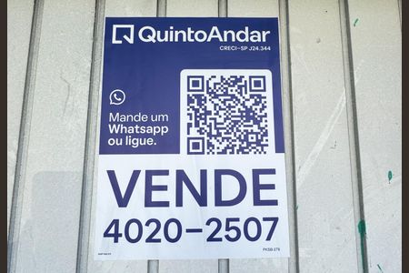 Casa à venda com 200m², 3 quartos e 4 vagas Casa à venda com 200m², 3 quartos e 4 vagasPlaca