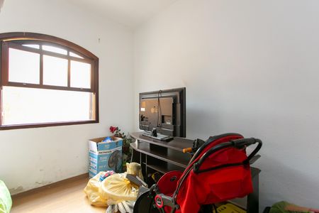 Casa à venda com 200m², 3 quartos e 4 vagas Casa à venda com 200m², 3 quartos e 4 vagasQuarto 1
