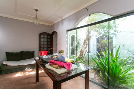 Casa à venda com 200m², 3 quartos e 4 vagas Casa à venda com 200m², 3 quartos e 4 vagasSala de Jantar