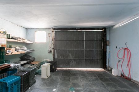 Casa à venda com 200m², 3 quartos e 4 vagas Casa à venda com 200m², 3 quartos e 4 vagasGaragem