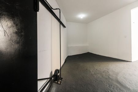 Garagem de casa para alugar com 3 quartos, 225m² em Cidade Mãe do Céu, São Paulo