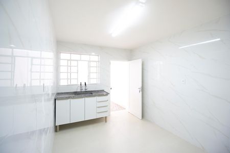 Casa para alugar com 225m², 3 quartos e 4 vagas Casa para alugar com 225m², 3 quartos e 4 vagasCozinha