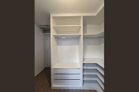 Apartamento para alugar com 75m², 3 quartos e 2 vagas Apartamento para alugar com 75m², 3 quartos e 2 vagasQuarto 03