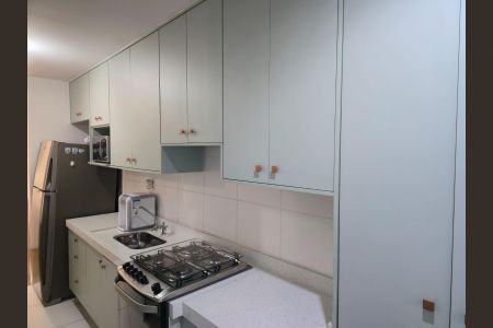 Apartamento para alugar com 75m², 3 quartos e 2 vagas Apartamento para alugar com 75m², 3 quartos e 2 vagasCozinha e Área de Serviço
