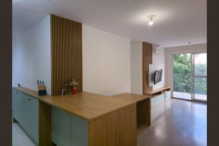 Apartamento para alugar com 75m², 3 quartos e 2 vagas Apartamento para alugar com 75m², 3 quartos e 2 vagasCozinha e Área de Serviço