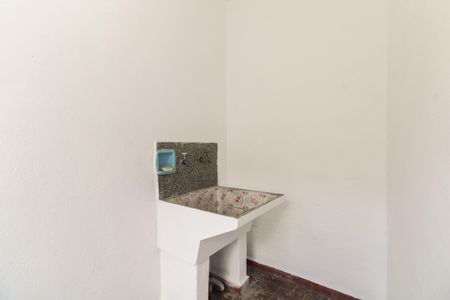 Casa para alugar com 65m², 2 quartos e sem vaga Casa para alugar com 65m², 2 quartos e sem vagaÁrea de Serviço