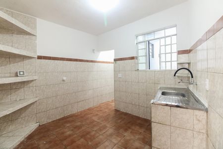 Casa para alugar com 65m², 2 quartos e sem vaga Casa para alugar com 65m², 2 quartos e sem vagaCozinha