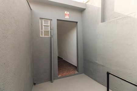 Casa para alugar com 65m², 2 quartos e sem vaga Casa para alugar com 65m², 2 quartos e sem vagaQuintal