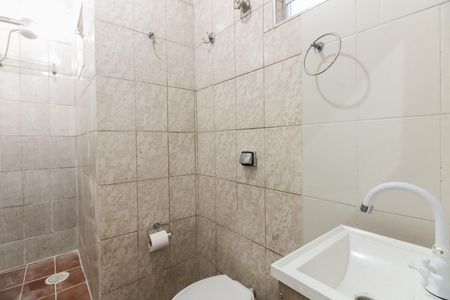 Casa para alugar com 65m², 2 quartos e sem vaga Casa para alugar com 65m², 2 quartos e sem vagaBanheiro