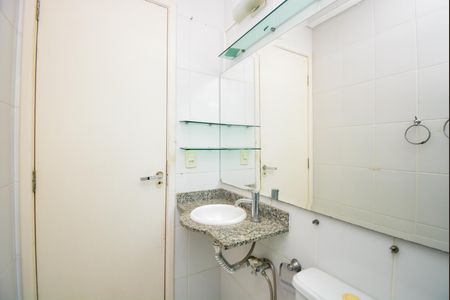 Apartamento para alugar com 66m², 2 quartos e 1 vagaBanheiro da Suíte