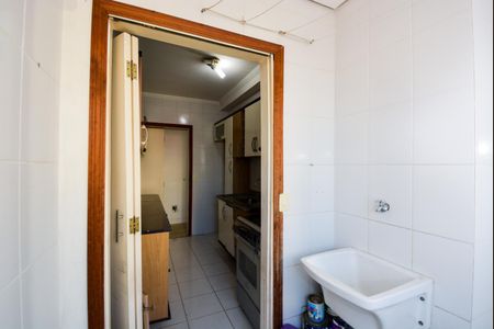 Apartamento para alugar com 66m², 2 quartos e 1 vagaÁrea de Serviço