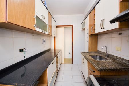 Apartamento para alugar com 66m², 2 quartos e 1 vagaCozinha
