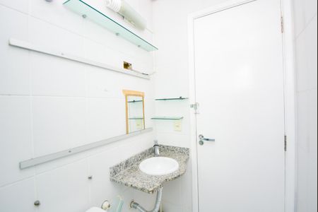 Apartamento para alugar com 66m², 2 quartos e 1 vagaBanheiro Social