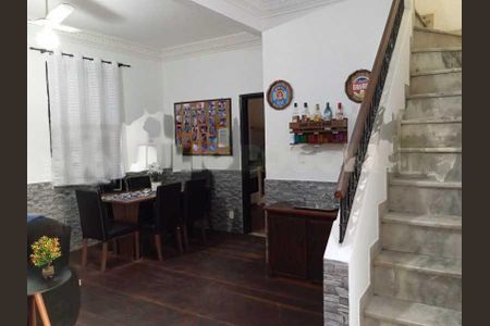 Casa à venda com 200m², 5 quartos e 3 vagas