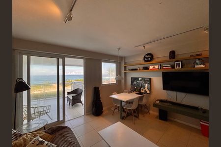 Sala de apartamento para alugar com 2 quartos, 80m² em Recreio dos Bandeirantes, Rio de Janeiro