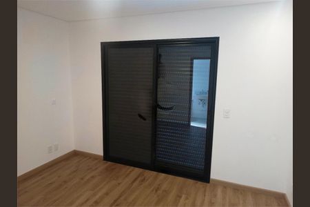 Casa à venda com 226m², 3 quartos e 2 vagas