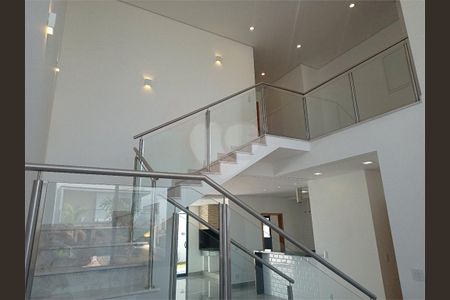 Casa à venda com 226m², 3 quartos e 2 vagas