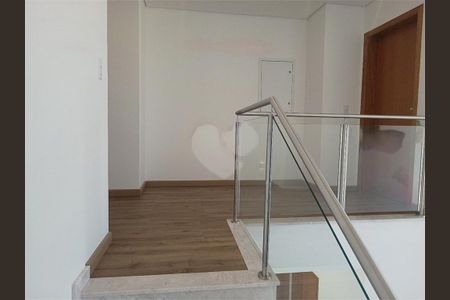 Casa à venda com 226m², 3 quartos e 2 vagas