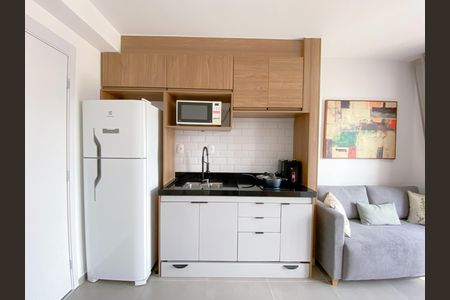 Apartamento para alugar com 28m², 1 quarto e sem vaga Apartamento para alugar com 28m², 1 quarto e sem vagaSala/cozinha