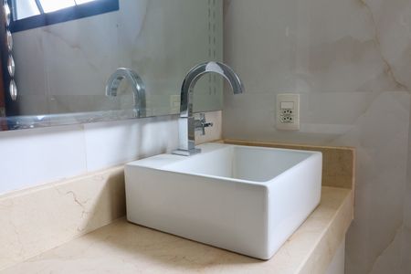 Apartamento para alugar com 100m², 3 quartos e 1 vaga
