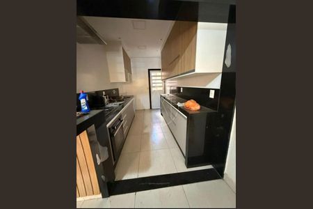 Casa à venda com 2 quartos, 184m² em Loteamento Residencial Novo Mundo, Campinas