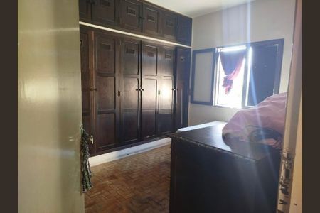 Casa à venda com 156m², 4 quartos e 2 vagas