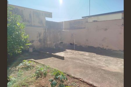 Casa à venda com 156m², 4 quartos e 2 vagas