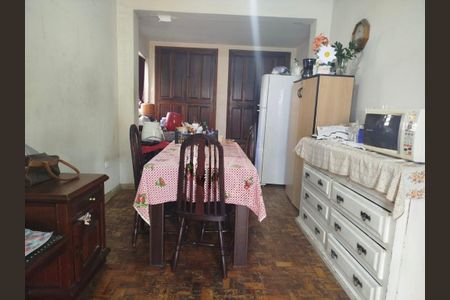 Casa à venda com 4 quartos, 156m² em Parque São Quirino, Campinas