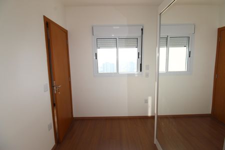 Apartamento para alugar com 68m², 3 quartos e 2 vagasQuarto 2