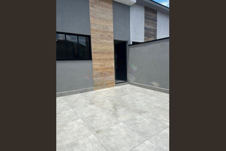 Casa à venda com 83m², 3 quartos e 2 vagas