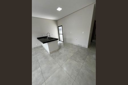 Casa à venda com 83m², 3 quartos e 2 vagas