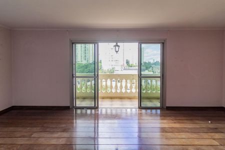 Apartamento à venda com 135m², 3 quartos e 3 vagas Apartamento à venda com 135m², 3 quartos e 3 vagasSala