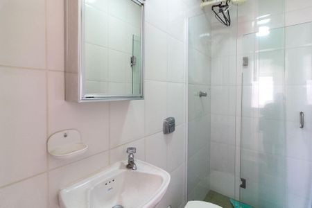 Apartamento à venda com 135m², 3 quartos e 3 vagas Apartamento à venda com 135m², 3 quartos e 3 vagasBanheiro de Serviço