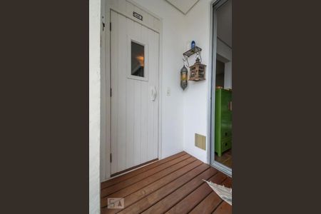 Apartamento à venda com 135m², 3 quartos e 3 vagas Apartamento à venda com 135m², 3 quartos e 3 vagasSauna