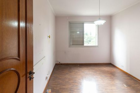 Apartamento à venda com 135m², 3 quartos e 3 vagas Apartamento à venda com 135m², 3 quartos e 3 vagasQuarto 3