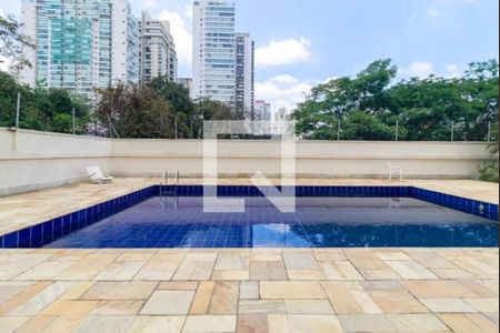 Apartamento à venda com 135m², 3 quartos e 3 vagas Apartamento à venda com 135m², 3 quartos e 3 vagasPiscina