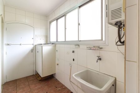 Apartamento à venda com 135m², 3 quartos e 3 vagas Apartamento à venda com 135m², 3 quartos e 3 vagasÁrea de Serviço