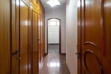Apartamento à venda com 135m², 3 quartos e 3 vagas Apartamento à venda com 135m², 3 quartos e 3 vagasQuarto 1 - Suíte