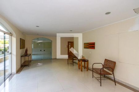 Apartamento à venda com 135m², 3 quartos e 3 vagas Apartamento à venda com 135m², 3 quartos e 3 vagasHall de entrada