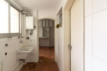 Apartamento à venda com 135m², 3 quartos e 3 vagas Apartamento à venda com 135m², 3 quartos e 3 vagasÁrea de Serviço