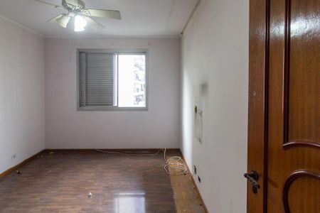 Apartamento à venda com 135m², 3 quartos e 3 vagas Apartamento à venda com 135m², 3 quartos e 3 vagasQuarto 2