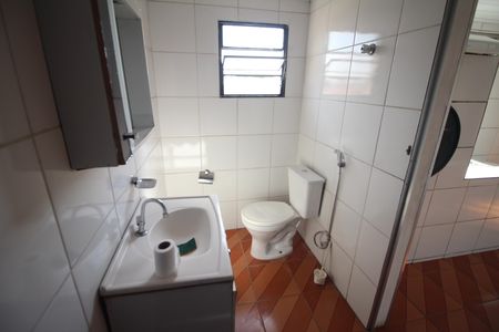 Casa à venda com 349m², 3 quartos e 2 vagasBanheiro 2