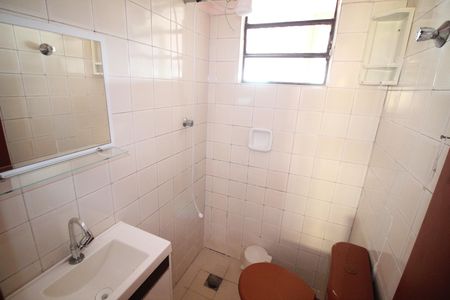 Banheiro 1 de casa à venda com 3 quartos, 349m² em Marilândia, Contagem