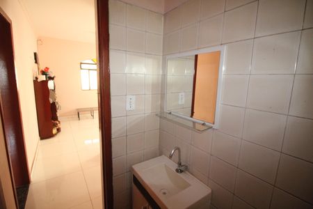 Casa à venda com 349m², 3 quartos e 2 vagasBanheiro 1