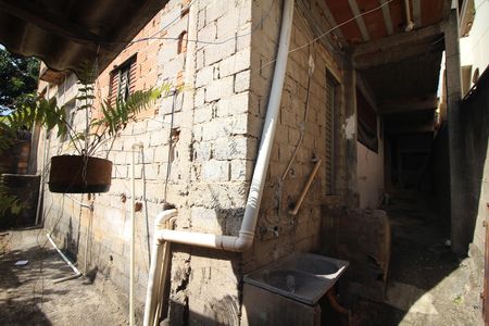 Casa à venda com 349m², 3 quartos e 2 vagasFachada Casa 4