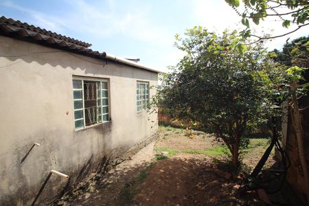 Casa à venda com 349m², 3 quartos e 2 vagasFachada Casa 4