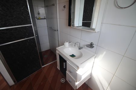 Casa à venda com 349m², 3 quartos e 2 vagasBanheiro 2