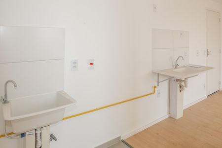 Apartamento para alugar com 34m², 2 quartos e sem vagaCozinha e Área de Serviço